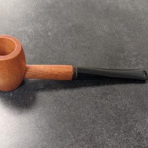 Wooden cigar pipe