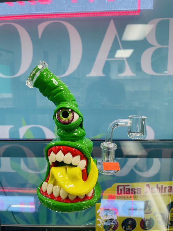 3D Monster Cyclops Bong Glass - Image 2